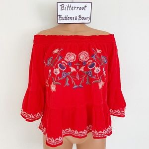 Xhilaration Red Floral Top Blouse Bell Sleeve M